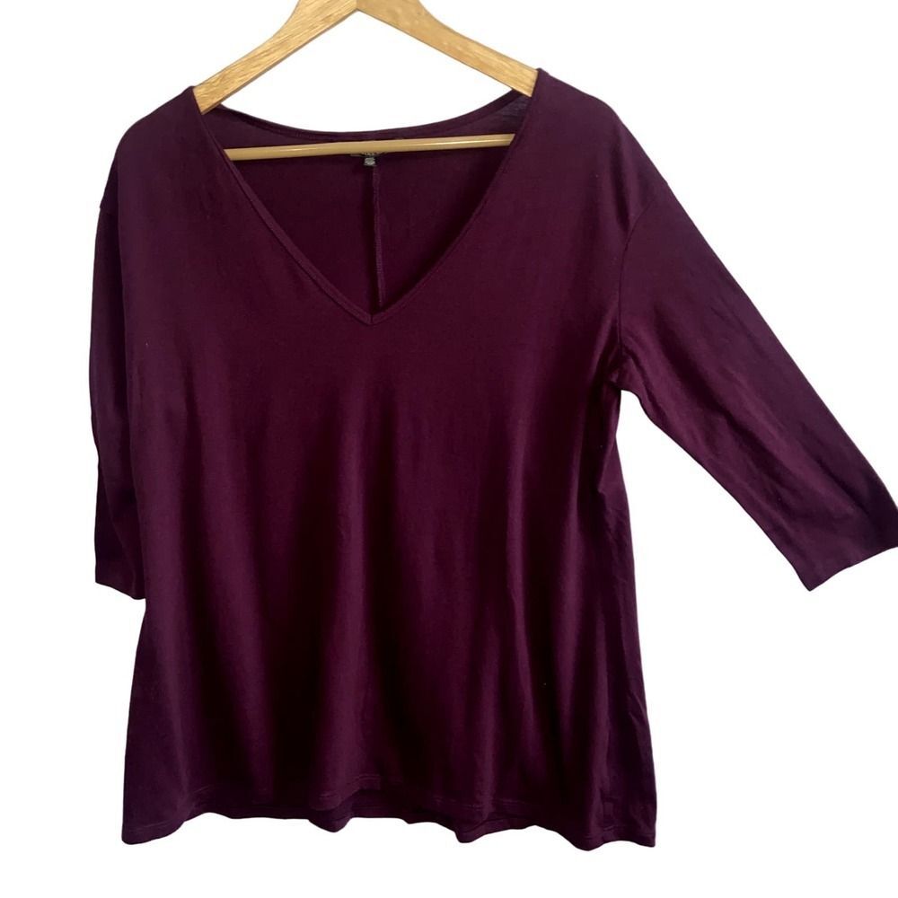 Victoria's Secret V-Neck Top 3/4 Sleeves Plum Color Size Small !